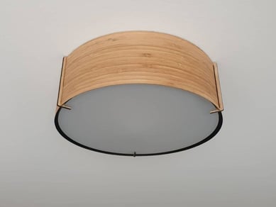 Design- og produktionsvirksomhed af lamper med egenproduktion i Danmark