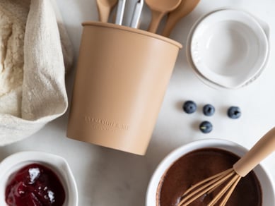 Børnebrand Everleigh & Me inkl. Webshop: Stoleunderlag og funktionelle børneprodukter