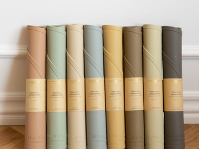 Børnebrand Everleigh & Me inkl. Webshop: Stoleunderlag og funktionelle børneprodukter