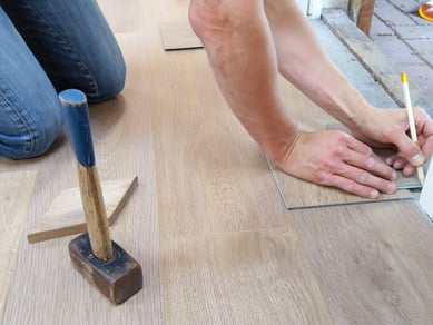 Gulvbutik der har været igang i 28 år. - Vi har mange erhvervskunder som vi har serviceret i mange år.