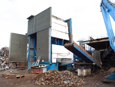 Etableret Skrothandler med metpro hammermill shredder - Skrot fra både virksomheder, kommuner, affaldsselskaber og private. 