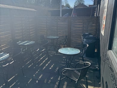 Indbringende grillbar – nem drift og attraktiv husleje