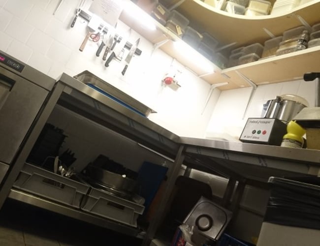 Sandwich, bagel, burger & Salater Takeaway, Farum - oms. over 2 mio.pr. år - god beliggenhed