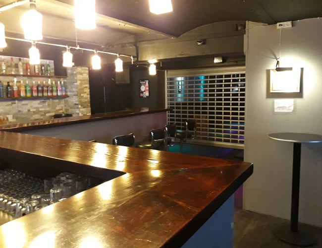 Bar/Diskotek i provinsby - God forretning - Sælges pga. familie-forøgelse