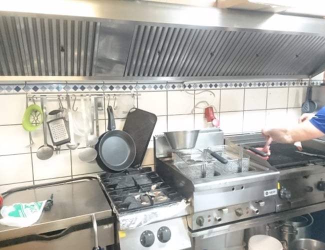 Burgers´n Salads - Frederiksbergs bedste placering - Til afståelse