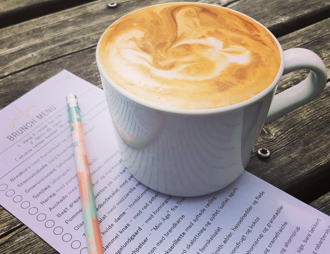 Gennemført brunch/frokost- restaurant og tapas/vinbar