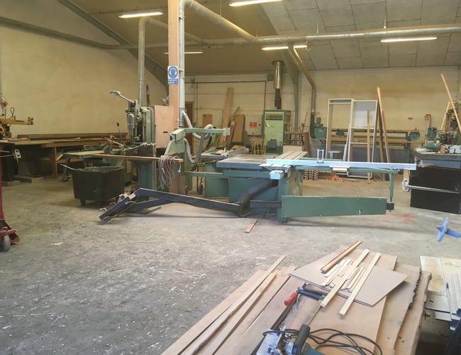 Tømrer- og Snedkervirksomhed i vækst - 3.8 i omsætning - Løn til ejer på 500.000 kr. 