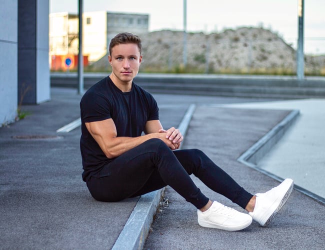 LIONN - Versatil og moderne Athleisure wear webshop. 