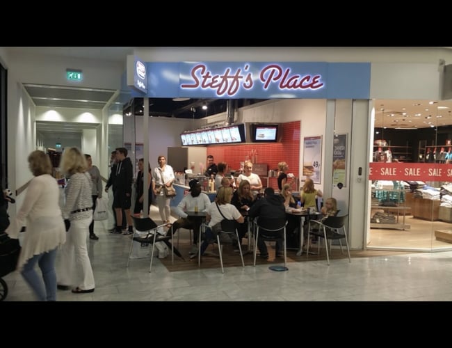 Steff’s Place - Populært spisested med god beliggenhed på Fisketorvet til afståelse