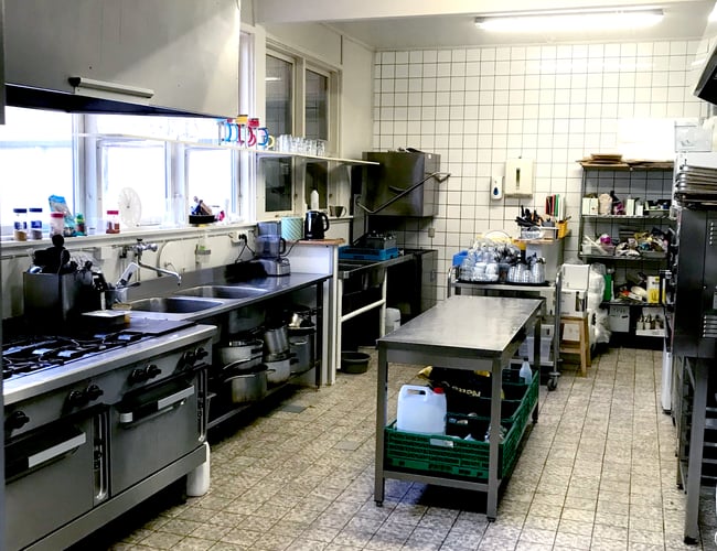 populært spisehus i hjertet af Hvalsø, Midtsjælland