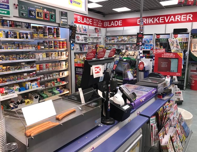 Kiosk med tilhørende spillehal til salg