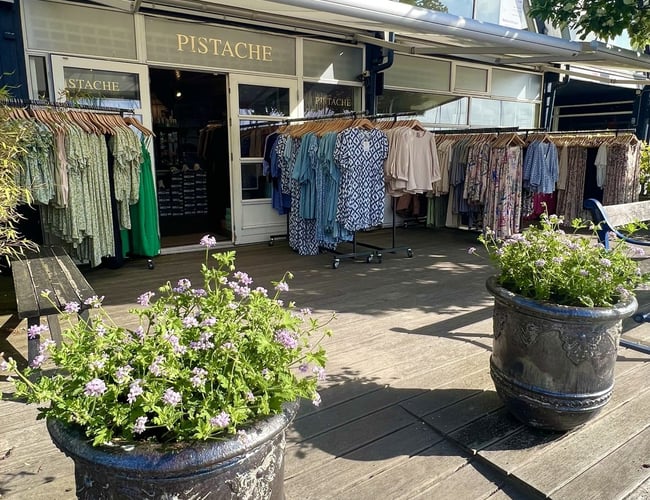Tøjbutikken ´Pistache´ i Rungsted Havn sælges