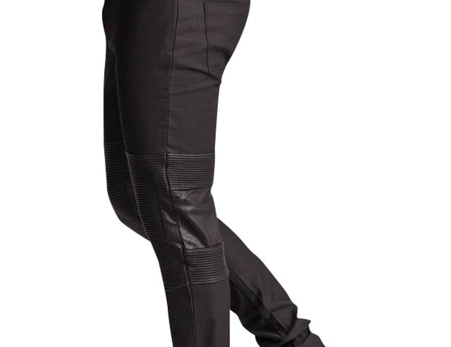 Unik webshop med eget tøj mærke - Kendt fra IIL7 butikken.