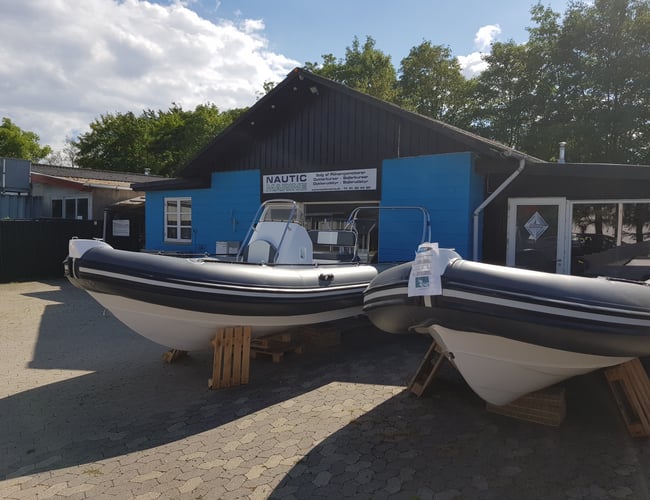 nauticmarine.dk - Unikt beliggende dykkercenter med stort kundegrundlag i Greve