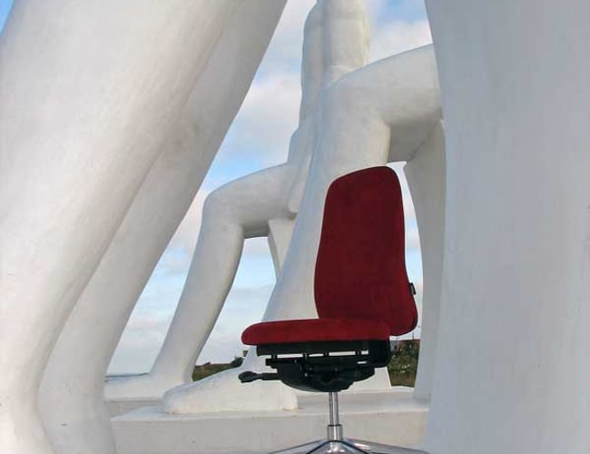 Kendt leverandør af ergonomiske specialstole med webshop, eksklusiv forhandler aftale.