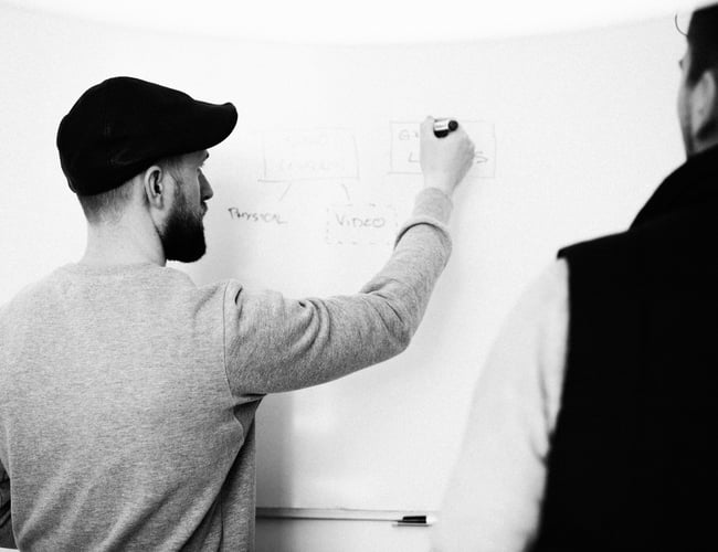 Søger partner til et moderne udviklingshus med stærkt team / Overskud: 200.000 kr. i 2020