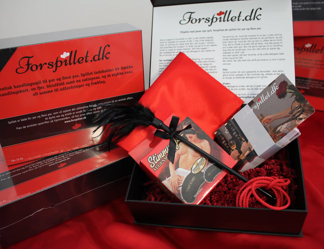 Webshop erotisk spil  - Erotisk handlings spil på Dansk og Dansk produceret.