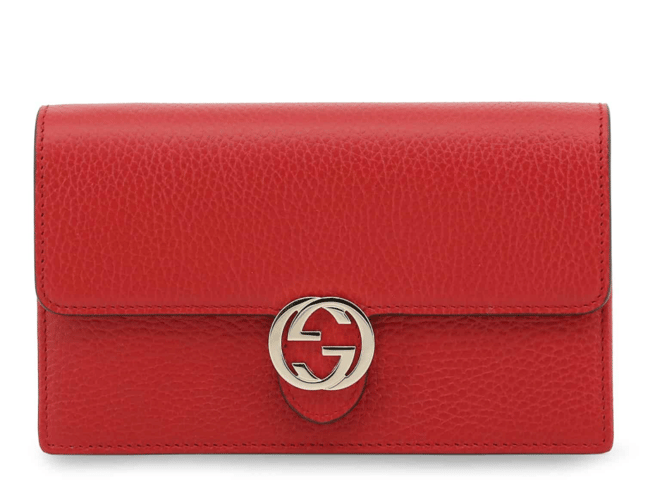 Webshop med ca. 50.000 produkter mærketøj.