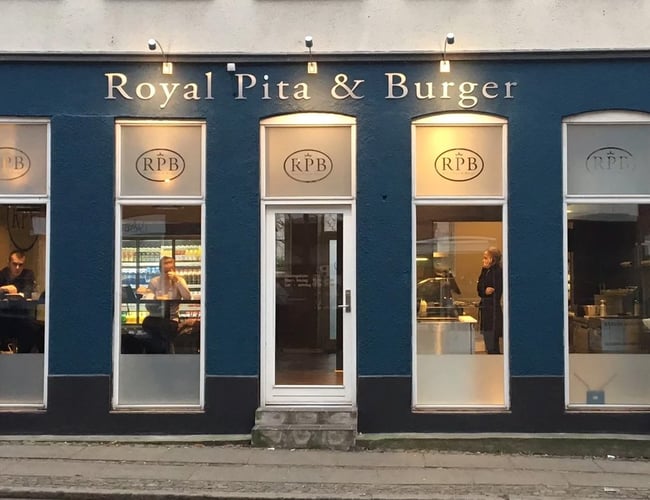 Royalpitaogburger.dk - Burger og Pita Bar med overskud på 150.000 DKK pr. år.