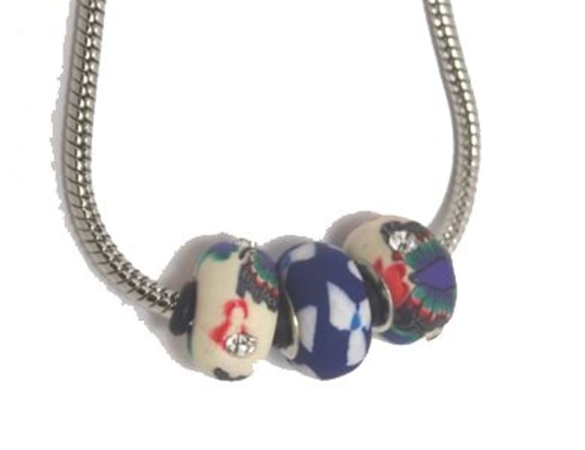 Smykkeshop med håndlavede bæredygtige og unika-smykker