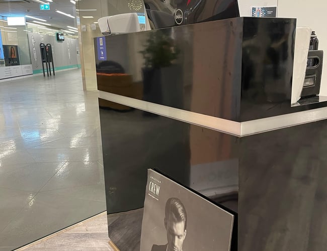 Unik frisørsalon i Hørsholm Midtpunkt med omsætning i 2021 på ca. kr. 3,2 mio. - Overskud til ejer på: 650.000 kr.