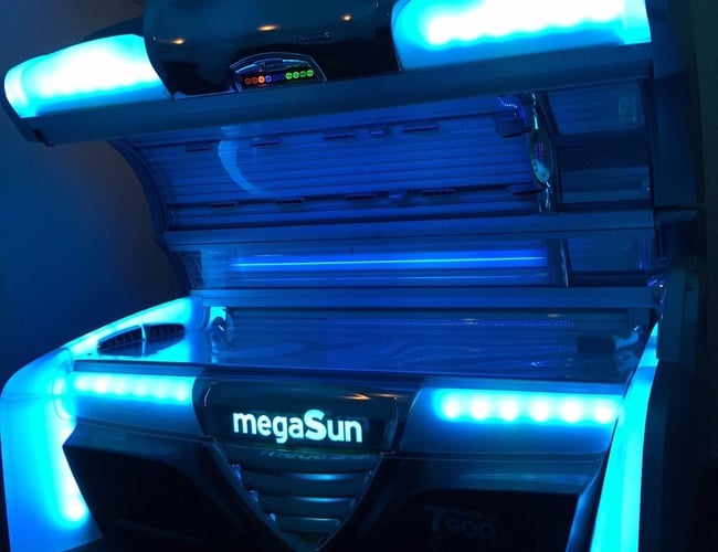 Solcenter til salg (2 af de største solarium på markedet er installeret)