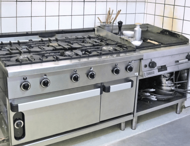 Ægte italiensk restaurant - min. 10.000 kr. i daglig oms/snit - Midt i Holbæk centrum 