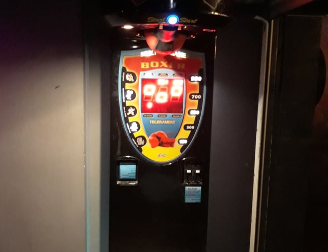 Bar/Diskotek i provinsby - God forretning - Sælges pga. familie-forøgelse