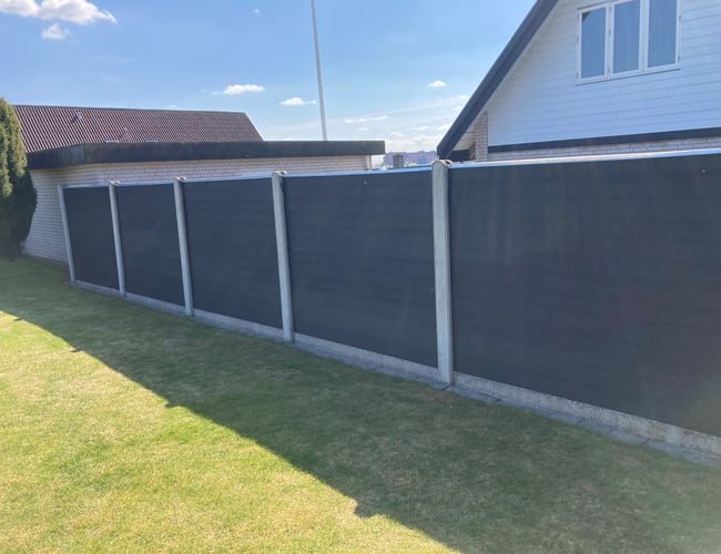 Komposit hegns firma. 