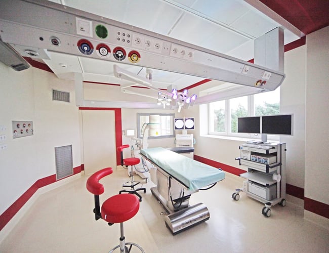 Mellemled mellem kunde og klinik i Polen (medicinsk tourisme)