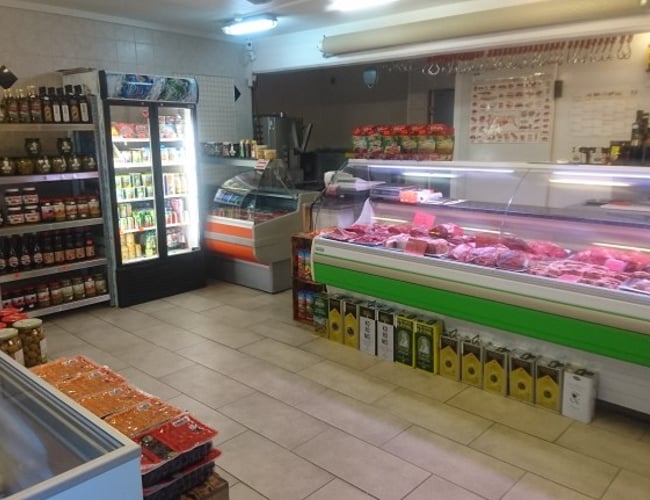 Slagter i centrum af Helsingør på 136m2 - Omsætning pr dag: 2-3.000,- kr. - til afståelse