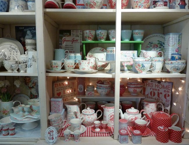 Te, kaffe, delikatesser og brugskunst