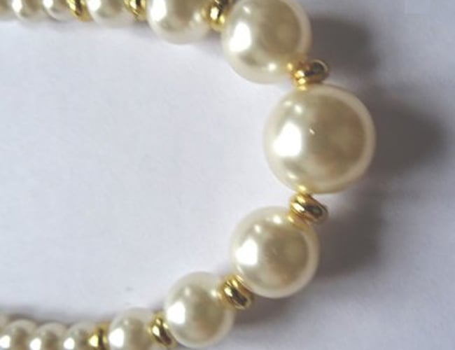 Smykkeshop med håndlavede bæredygtige og unika-smykker