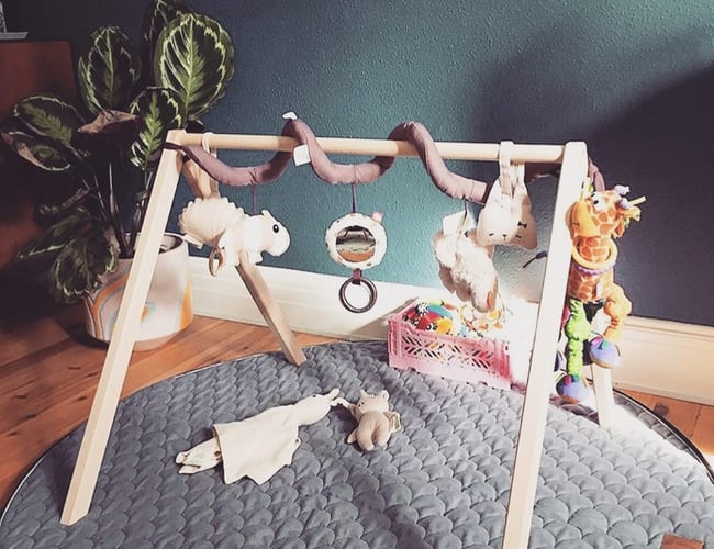 Dansk brand og webshop sælges (børneinteriør) 