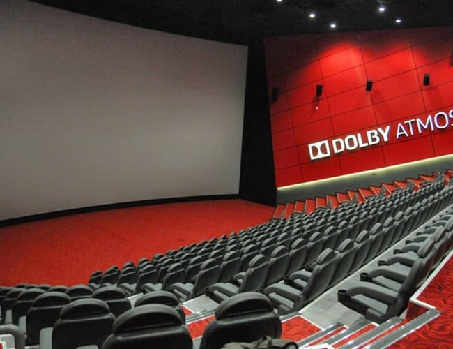 Virksomhed der sælger stole til biografer søger ny ejer - omsætning 907.000 DKK