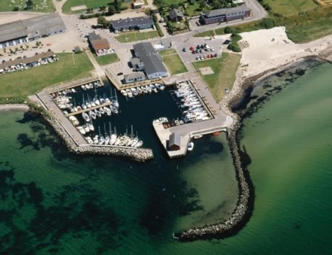 Havn på Nordlangeland med ca. 100 pladser til både og mobilhomes