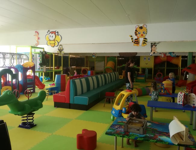 Start legeland se www.legelandsudstyr.dk  