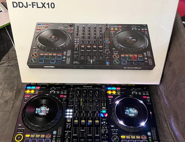 Pioneer DJ XDJ-RX3, Pioneer XDJ-XZ , Pioneer DJ OPUS-QUAD, Pioneer DJ DDJ-FLX10, Pioneer CDJ-3000, Pioneer DJ DJM-A9 , Pioneer CDJ-2000NXS2, Pioneer DJM-900NXS2, Pioneer DJ DJM-V10-LF , Pioneer DJ DJM-S11