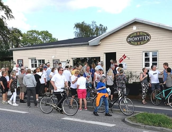 Charmerende cafe og butiks perle til salg på Sydkysten. / Økohytten.dk
