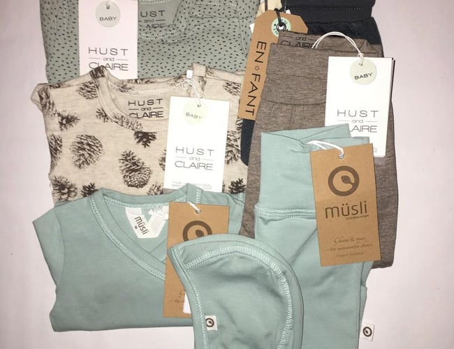 Webshop med børnetøj 0-4 år - Kvalitetsmærker fra danske leverandører