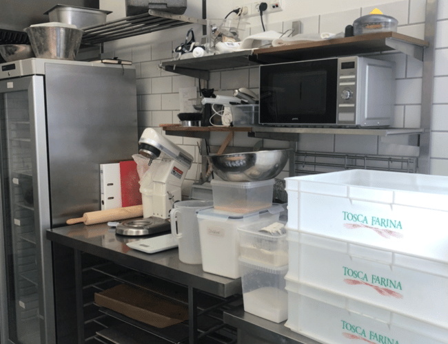 FLOT BAGERI/CAFE I HOLBÆK SÆLGES