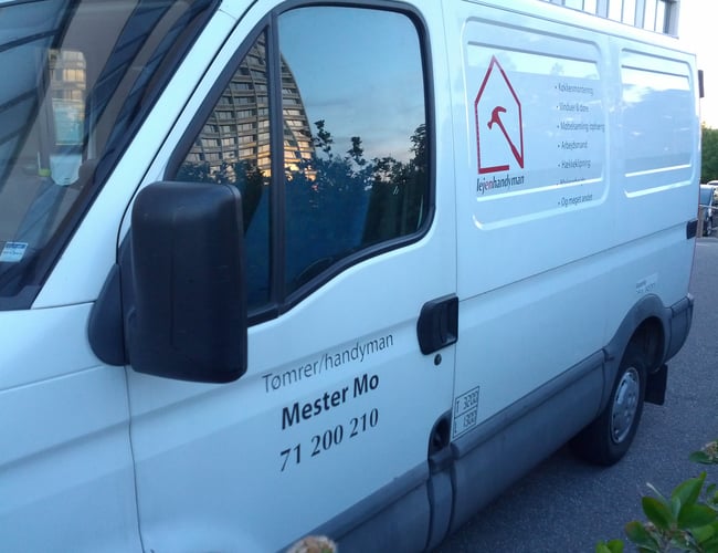 Enmands tømrerog handyman forretning 
