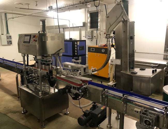 Fuld automatisk produktionslinje til: (Drikkevarer, Kombucha, Ice Tea, Ketchup, Mayonnaise og andre dressinger.) 