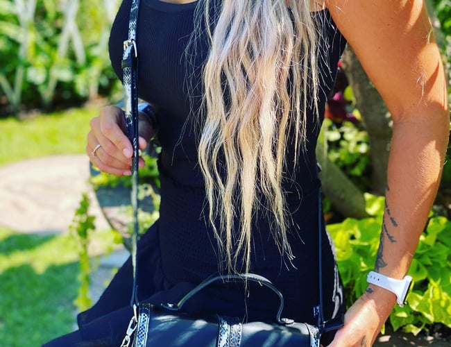 Varelager fra webshop samt Facebook side med 20.000+ følgere - Varelager inkluderet på 150.000 kr.