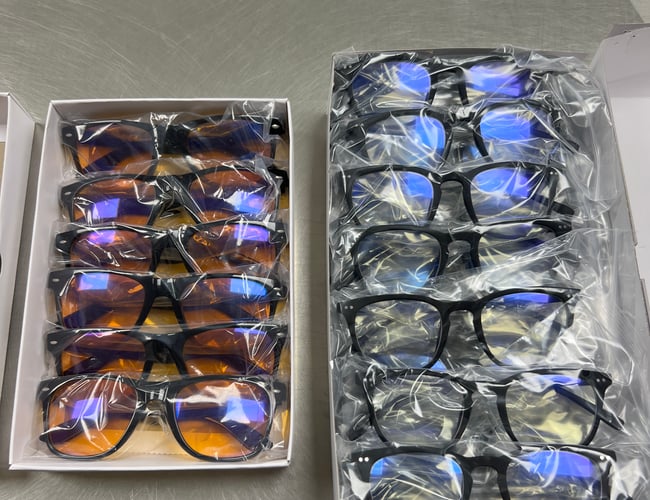 Salg af vareparti blue light briller