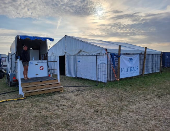 Udlejningsfirma med badefaciliteter til festivaler og mobil varmeanlæg - Søger partner - Roskilde, Smukfest, Nibe m.m.