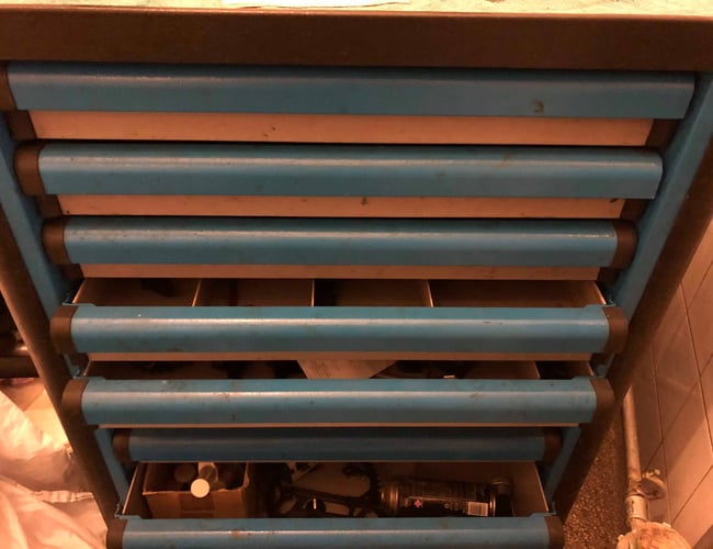 Cykelbutik med værksted til afståelse med en stigende omsætning - Der kommer i gennemsnit 8-10.000 cykler forbi om dagen.