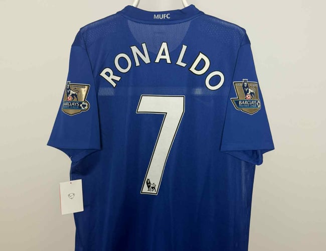 Virksomhed med salg af fodboldtrøjer 