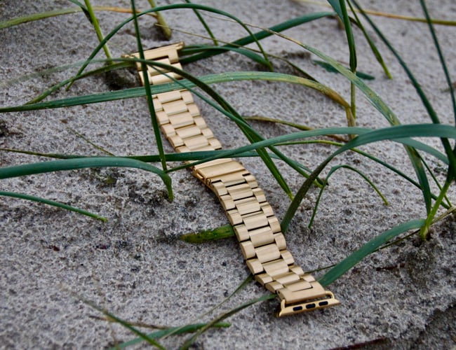 Flot webshop med potentiale, salg af AppleWatch remme. - Omsætning: 43.658 kr.