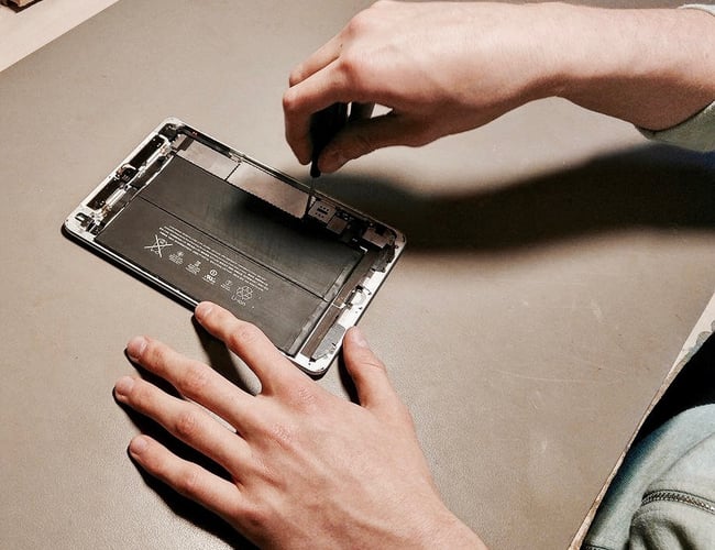 IPhone- og iPadreparatør med webshop